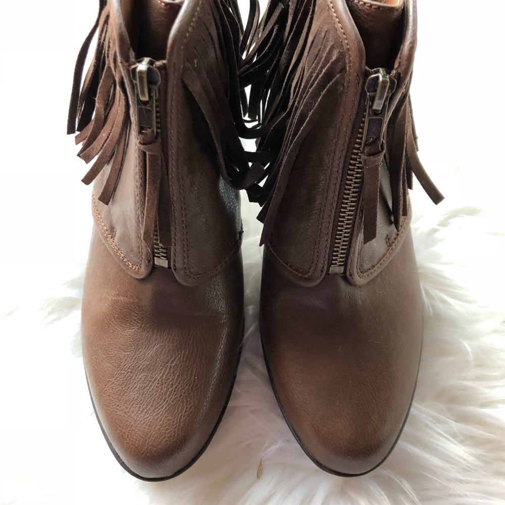 American Living Kalee brown fringe bootie size 10 - Picture 3 of 8
